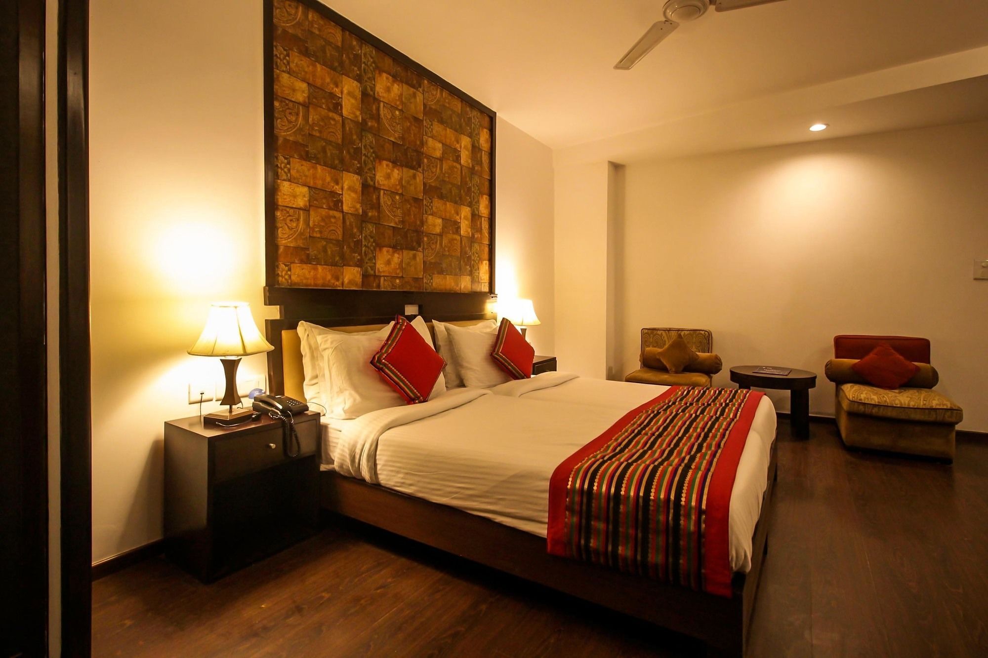 Oyo 9841 The Vivir 1 Hotel Noida Eksteriør billede