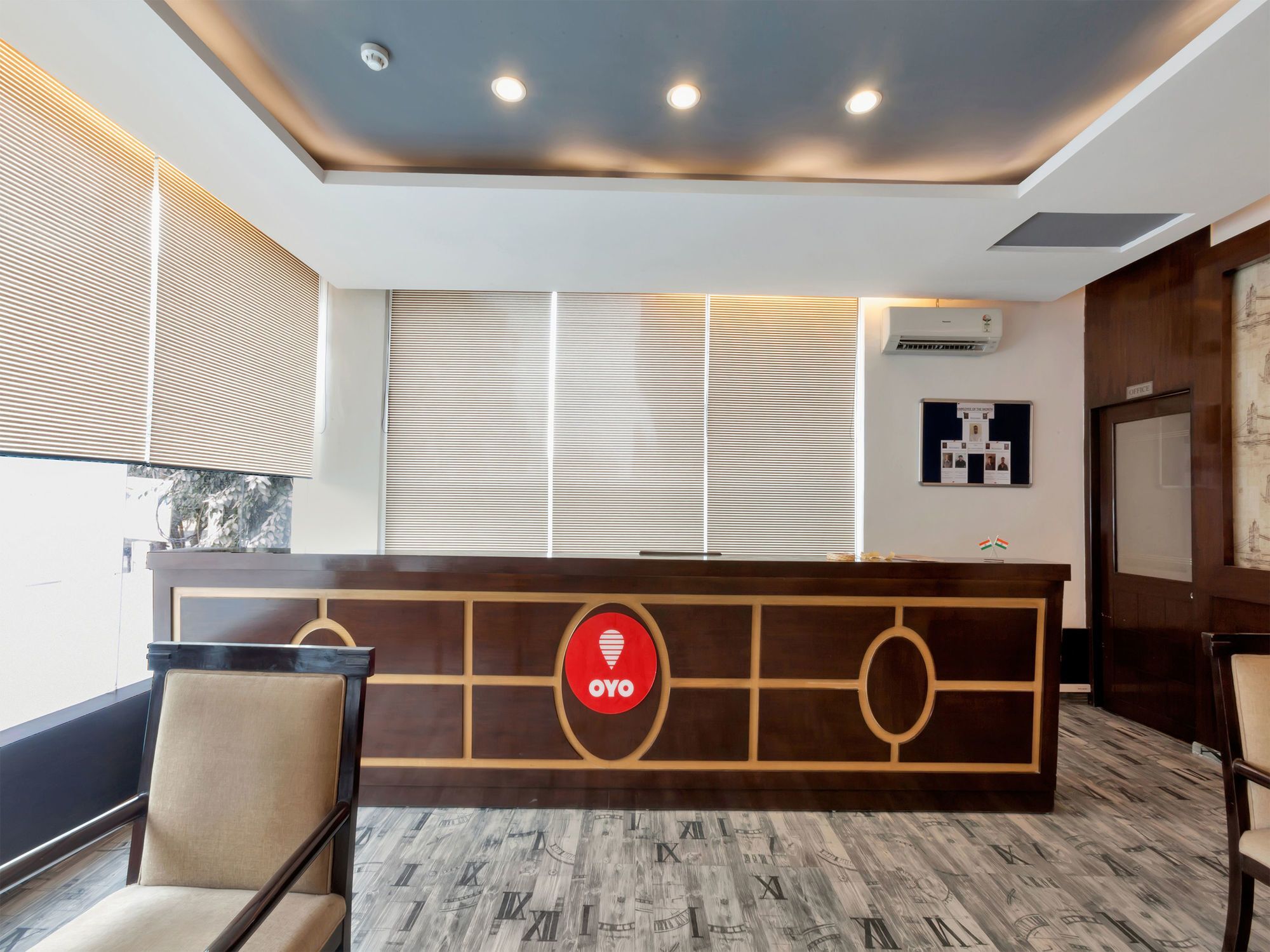 Oyo 9841 The Vivir 1 Hotel Noida Eksteriør billede