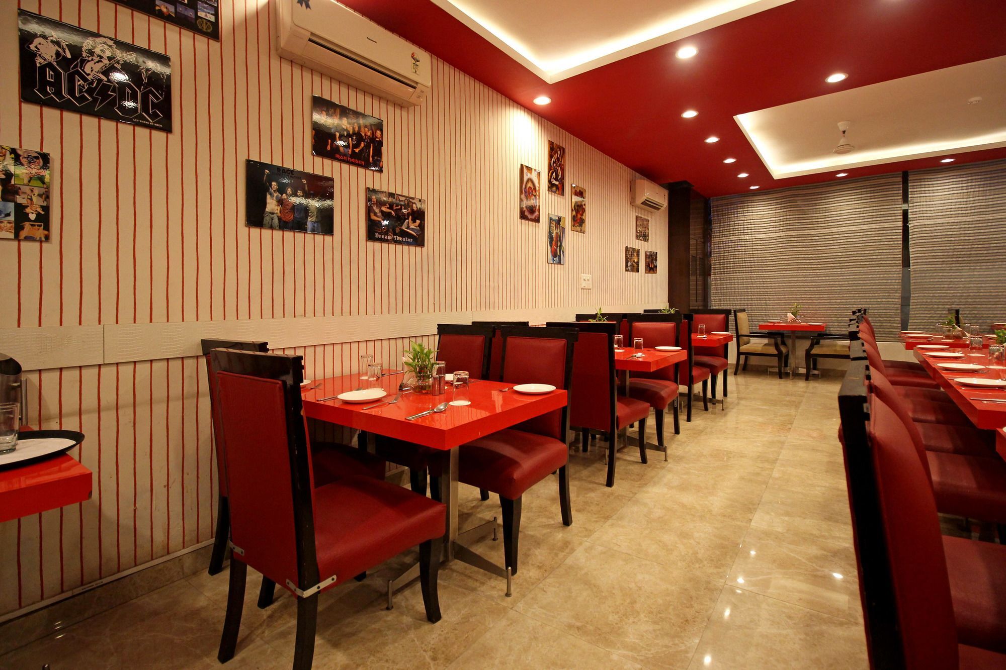 Oyo 9841 The Vivir 1 Hotel Noida Eksteriør billede