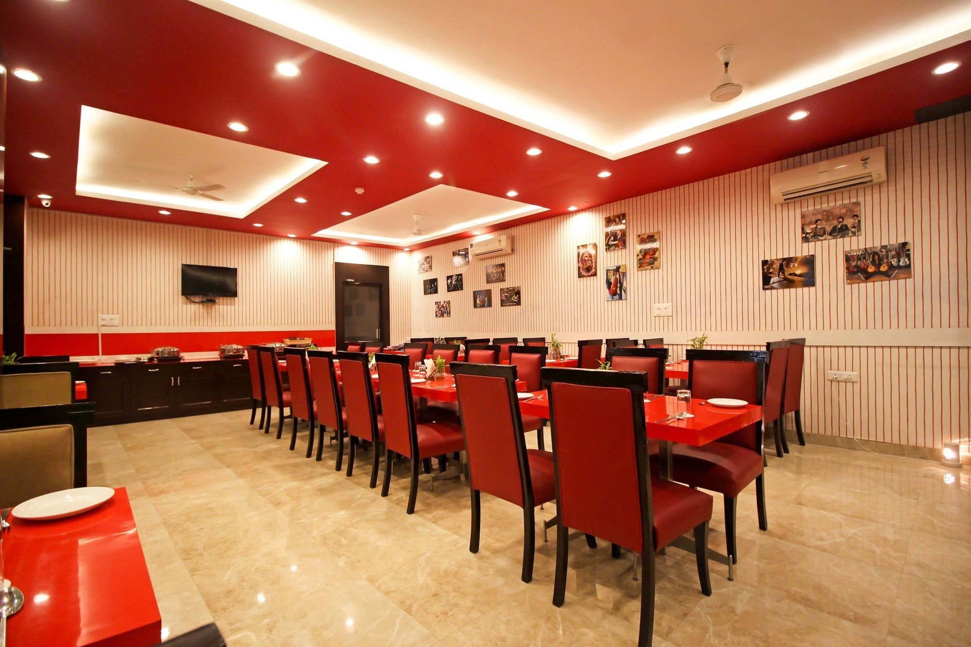 Oyo 9841 The Vivir 1 Hotel Noida Eksteriør billede